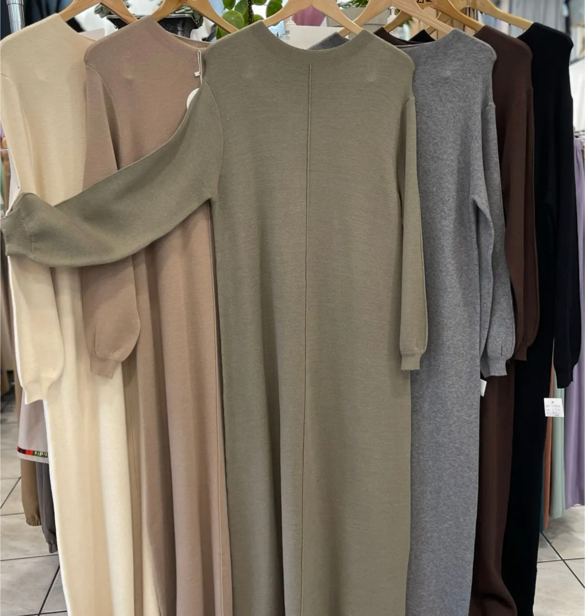 Israe dress beige
