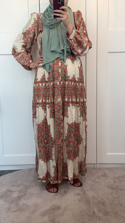 Green maxi dress